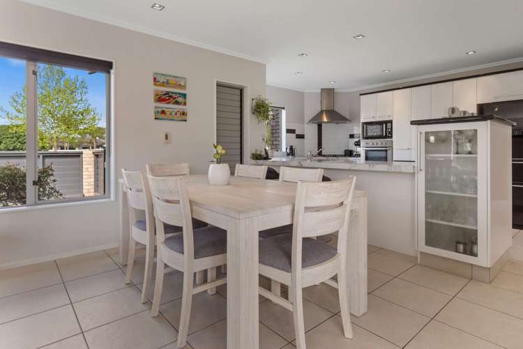 72 Oriental Parade Papamoa_8