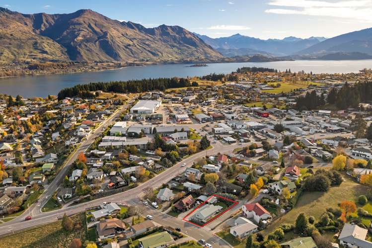5 Mount Iron Drive Wanaka_2