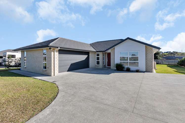 80 Tamure Place Ruakākā_1