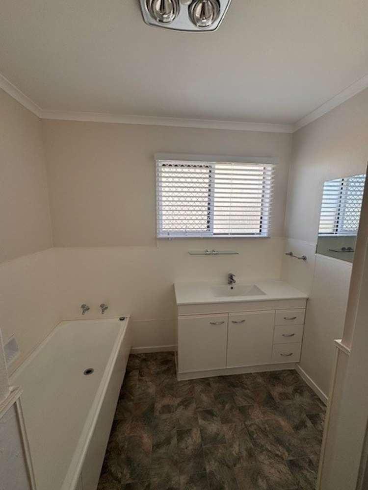 12 Brookdale Drive 2634_10