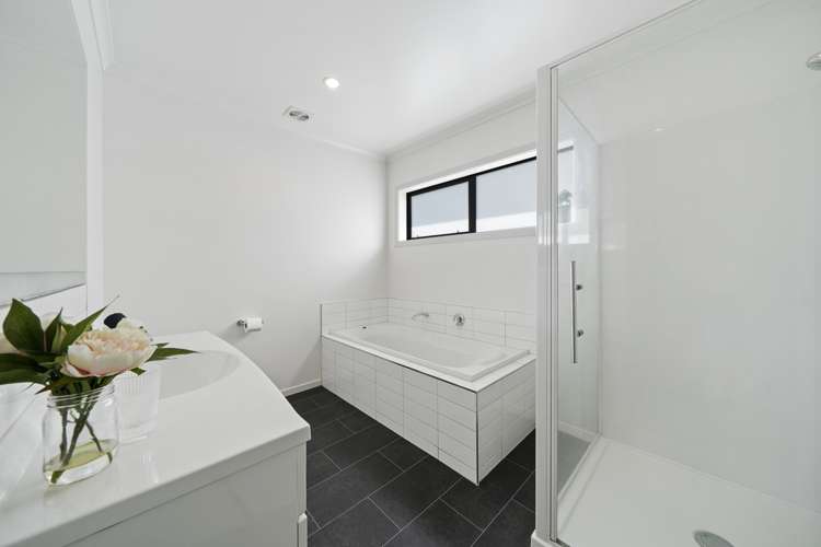 31a Grimsby Grove Wainuiomata_8