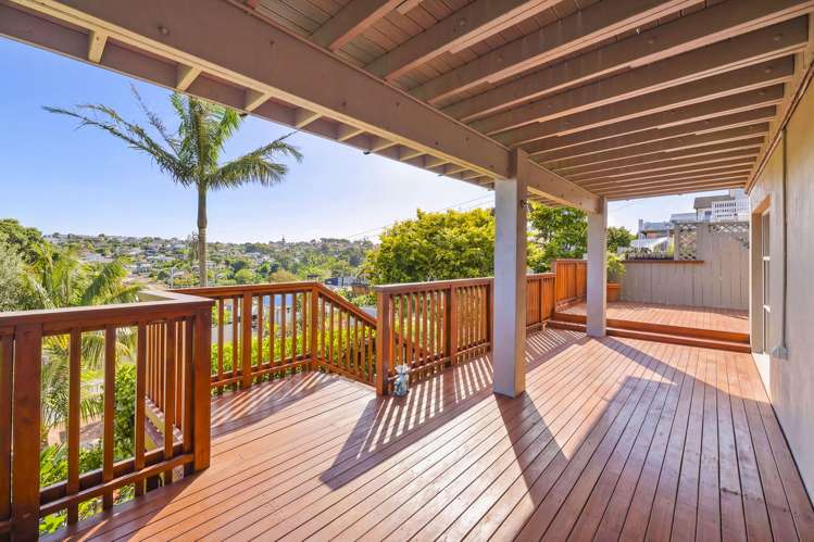 5A Colmar Road Mellons Bay_25