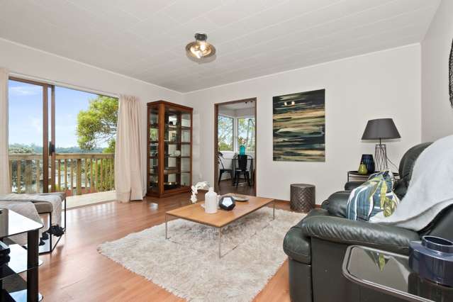 2/1 Cantina Avenue Bayview_1