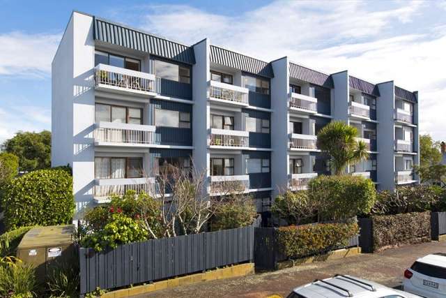 4/18 Arthur Street Freemans Bay_1