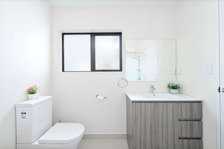 18 Mamuku Drive Massey_19