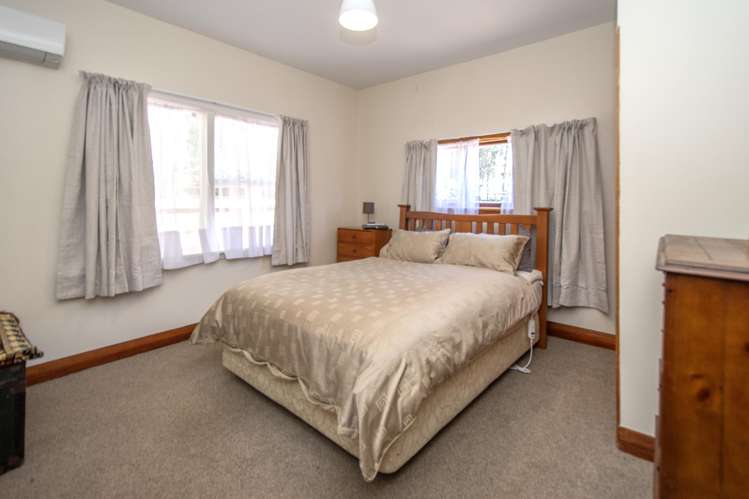 53 Thackeray Place Waltham_6