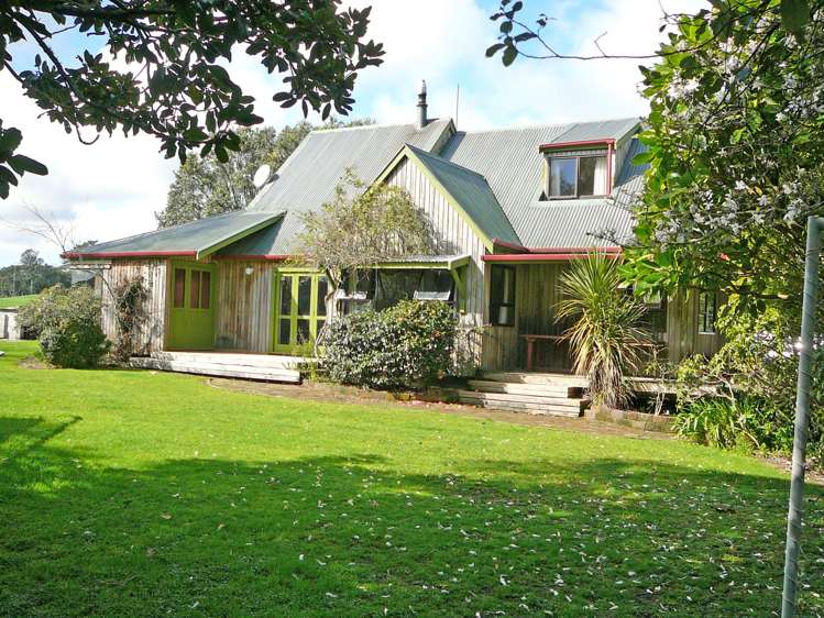 33 Kaihihi Road Okato_0