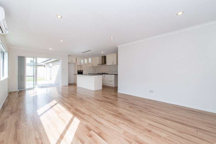 15 Yatterina Avenue Takanini_3