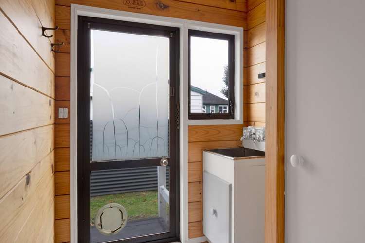 204b South Road Hawera_12