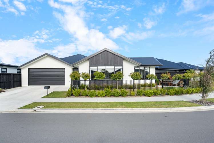 8 Bollington Avenue_0