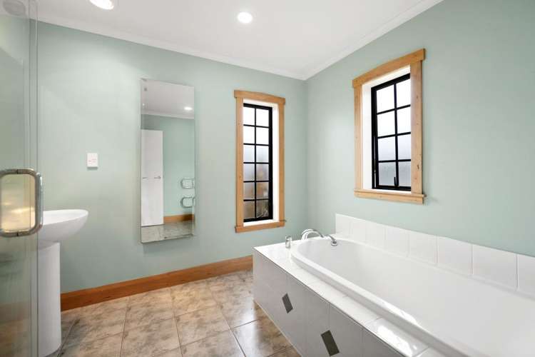 110 Rototuna Road 2612_10