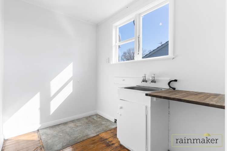 35 Coral Crescent Panmure_15