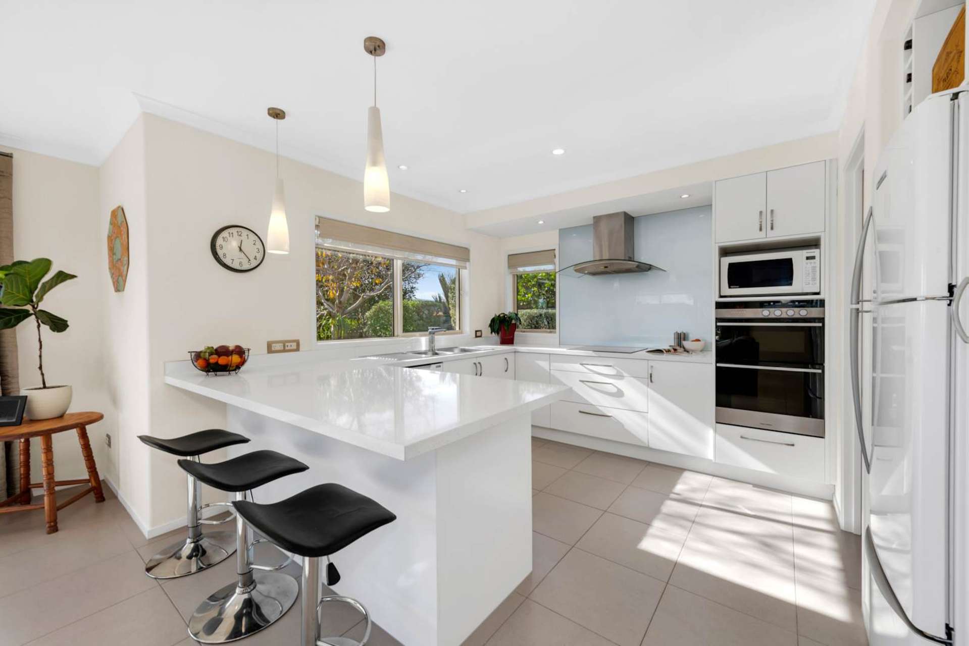 1 Defender Crescent Beachlands_0