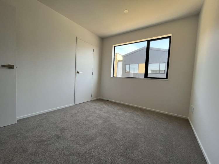 20/241 Don Buck Road Massey_8