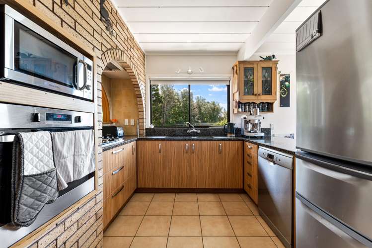 12 Cooper Road Stanmore Bay_6