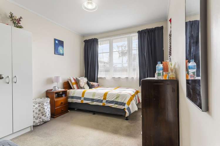 191 Richardson Road Mount Albert_16