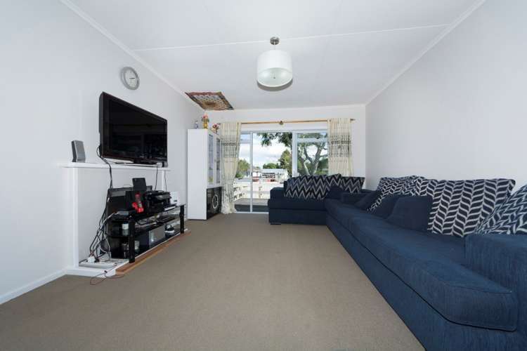 100 Gloucester Road Manurewa_12