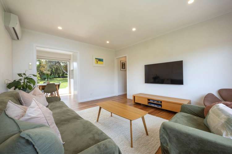 13 Blease Street New Lynn_2