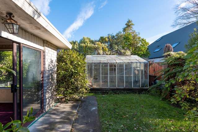 2/17 Garreg Road Fendalton_3