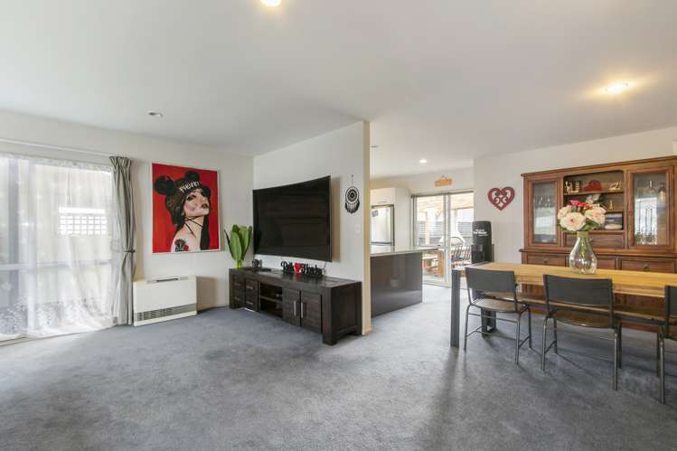 12 Kawatiri Grove Wainuiomata_8