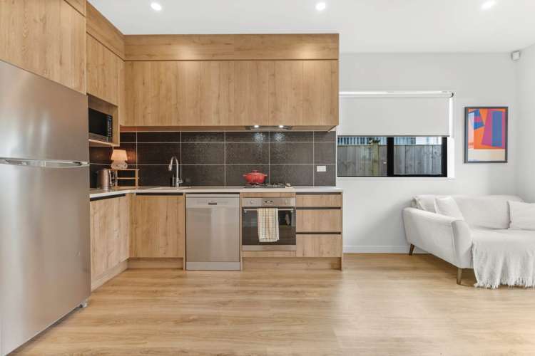 98 Bellbird Street Papakura_4