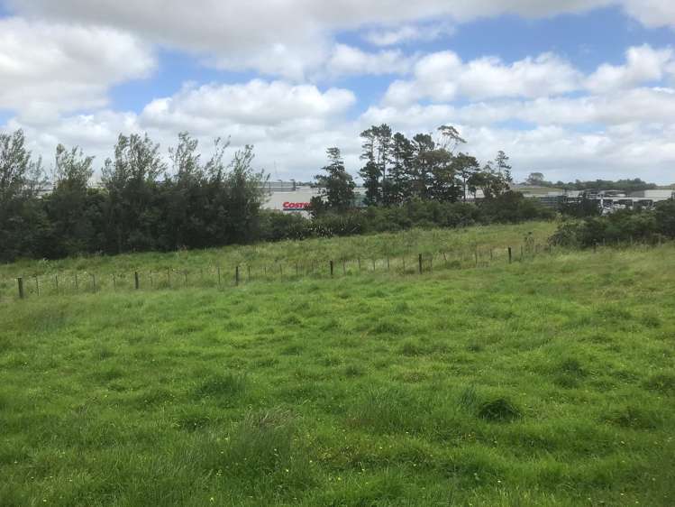 74 Trig Road Whenuapai_15