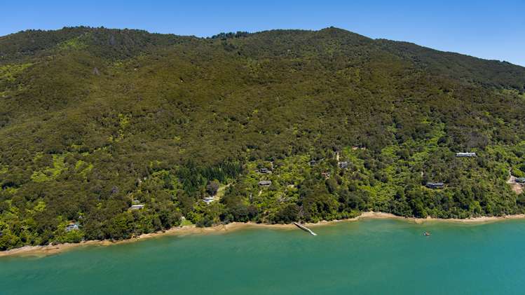 524 Moetapu Bay Road Anakiwa and Surrounds_18