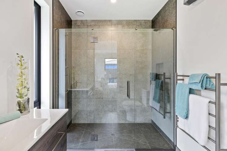 45 Greig Crescent Amberley_11