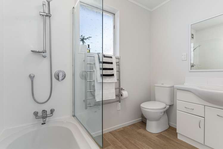 29 Doone Place Massey_11