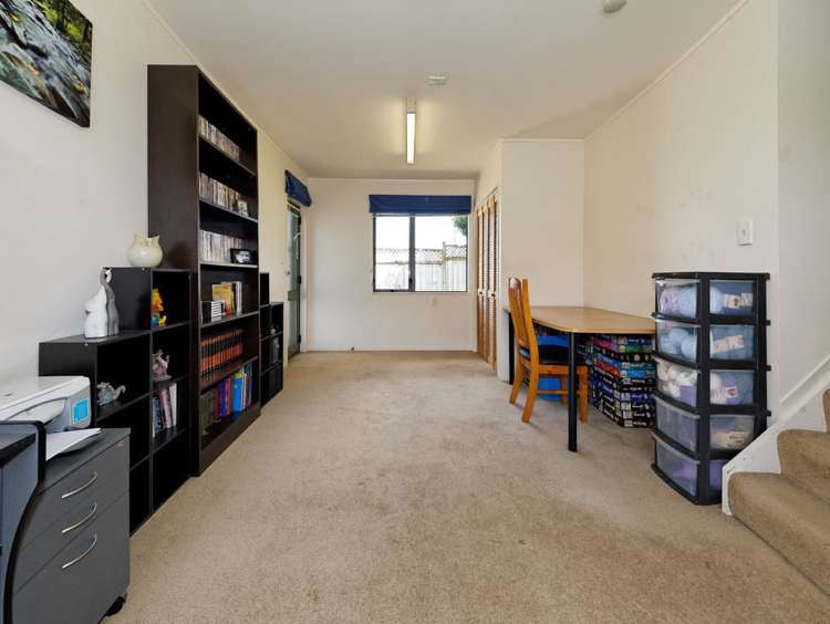 9a Chilcott Road Henderson_12