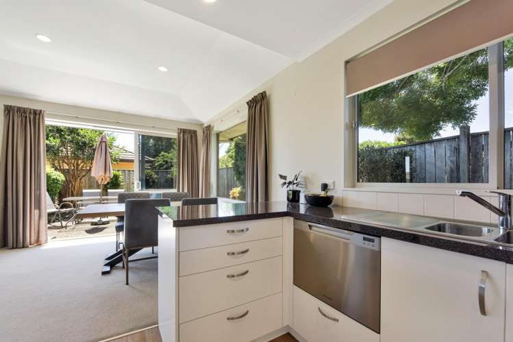 7a Forget-me-not Lane Richmond_9