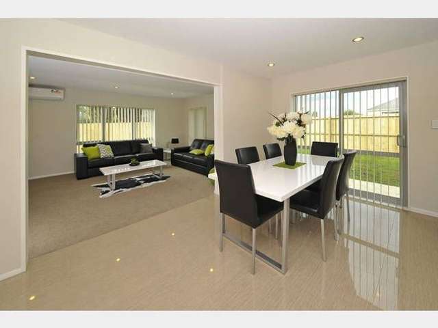 central Papatoetoe 5-bedroom, 3-bathroom beauty