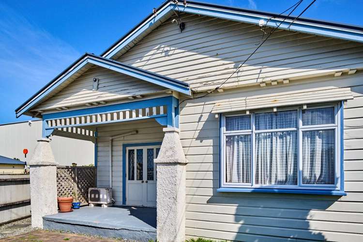 222 Coutts Street Rongotai_13