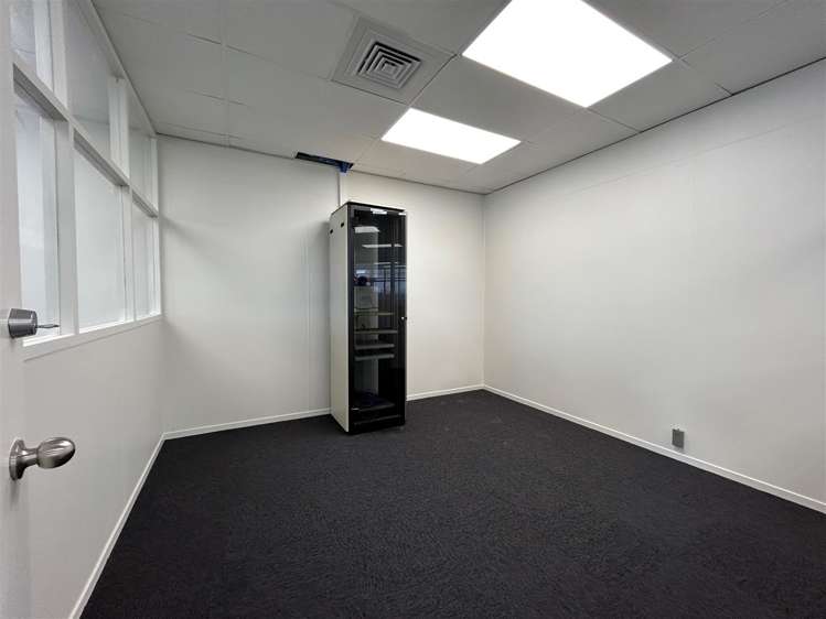 35-41 Walls Road Penrose_4