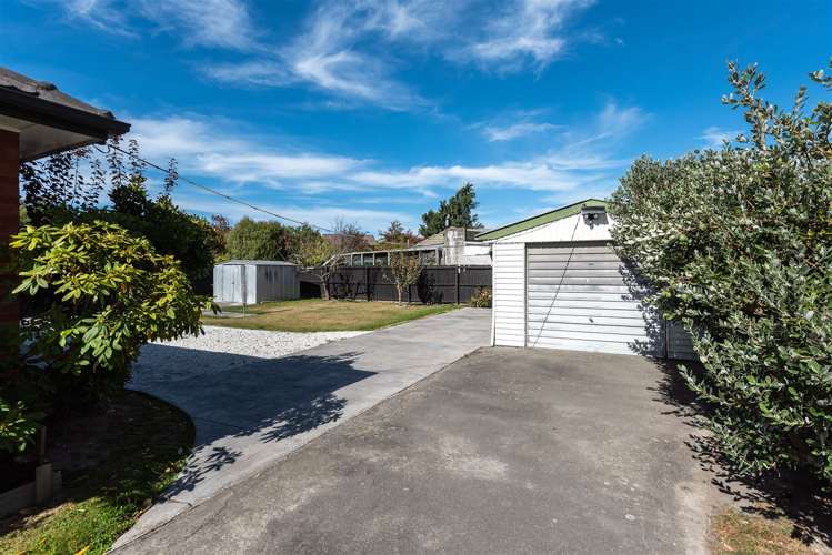 27 Beatrice Place Avonhead_19
