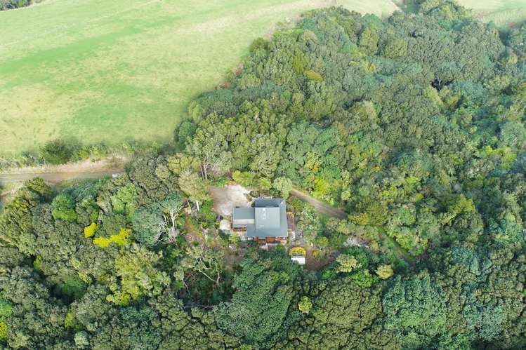 2409 Awhitu Road Awhitu_8