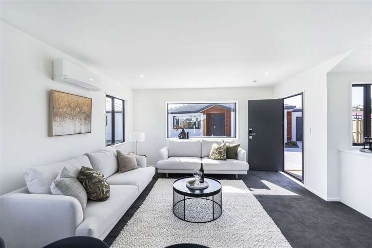 4/9 Raupo Street Bromley_7