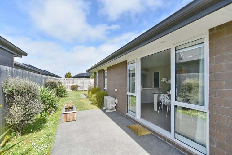 8 Booth Way Belfast_21