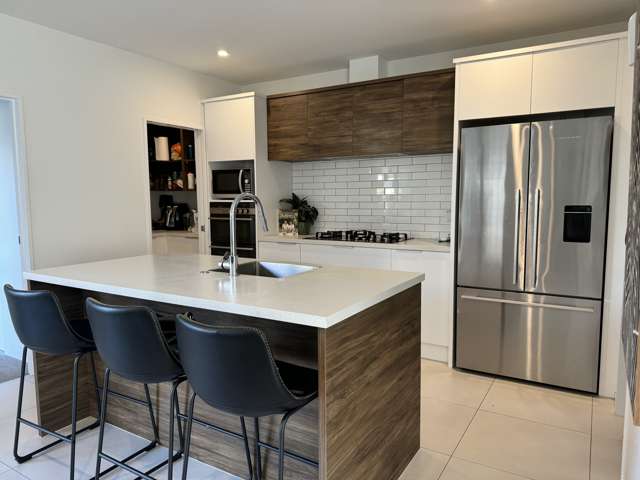 34 PEPENE AVE "WAIATA SHORES" Takanini_1