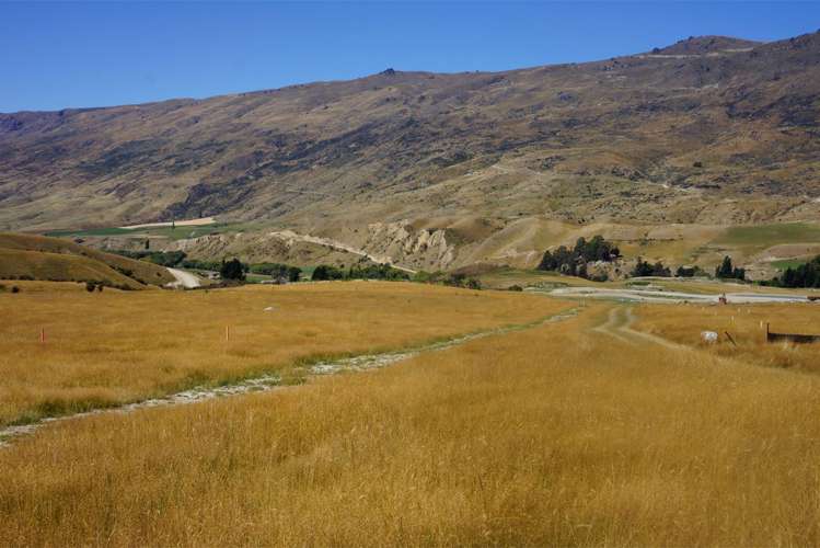 Cardrona Valley Road Cardrona_10