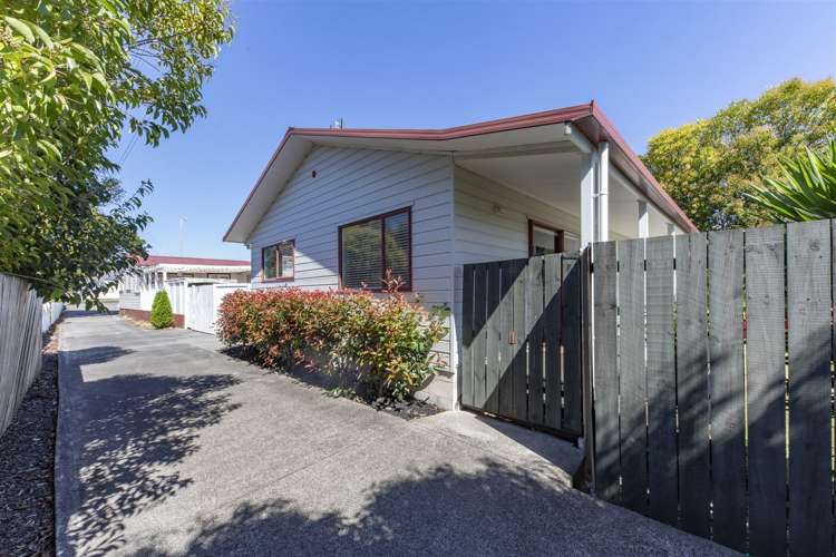 119a Bolton Street Blockhouse Bay_15