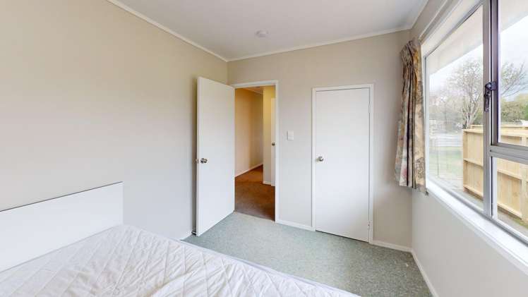 2/38a ( Front house ) Clapham Street 1226_7