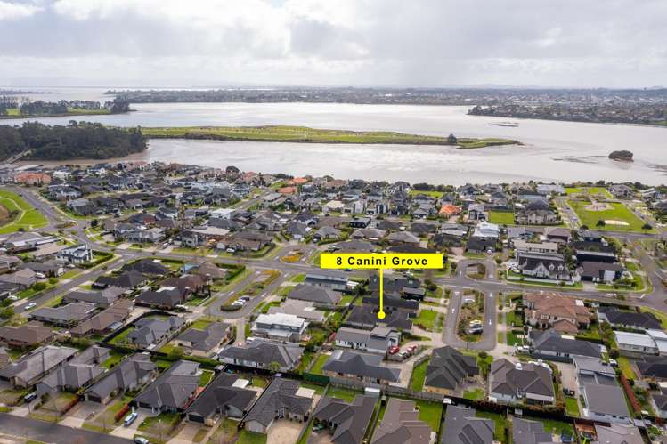 8 Canini Grove Karaka_37