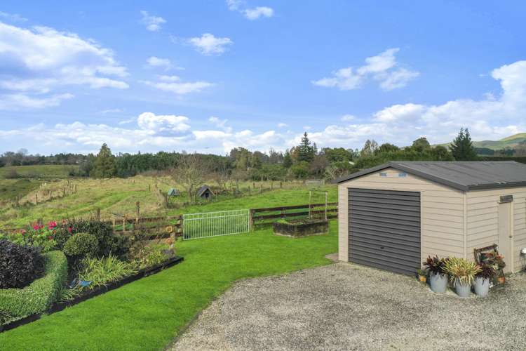 18 Bird Road Pirongia_19