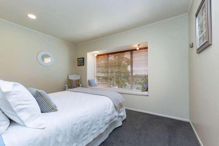 30 Arama Avenue Titirangi_21