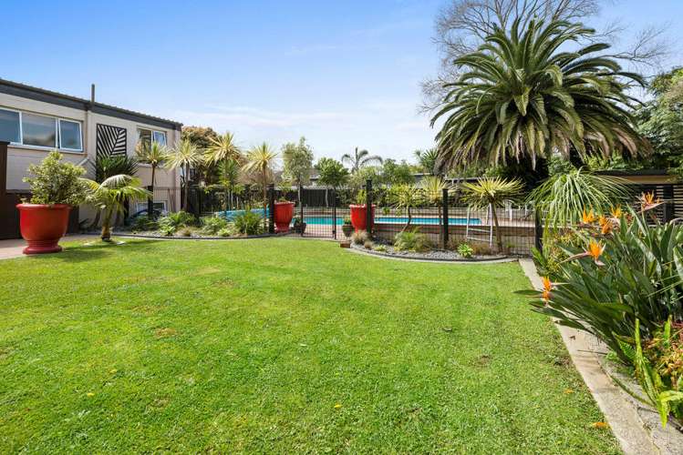 19 Glenfern Road Mellons Bay_17