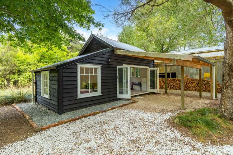 160 Lud Valley Road Hira_24