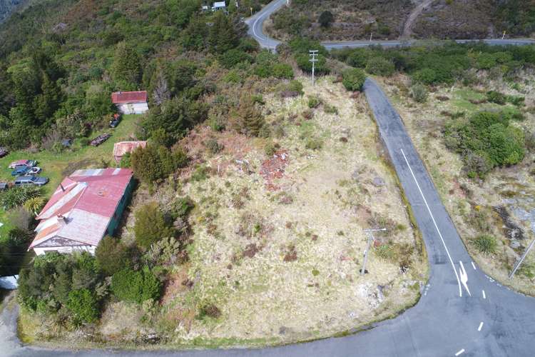 0. Gillies Street Denniston_5