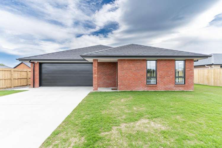 7 Georgina Beyer Way_0