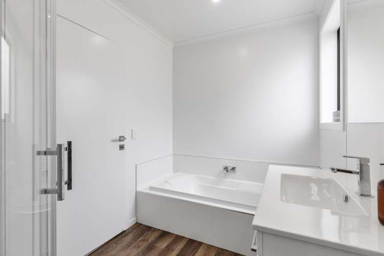 52 Katania Heights Brightwater_14